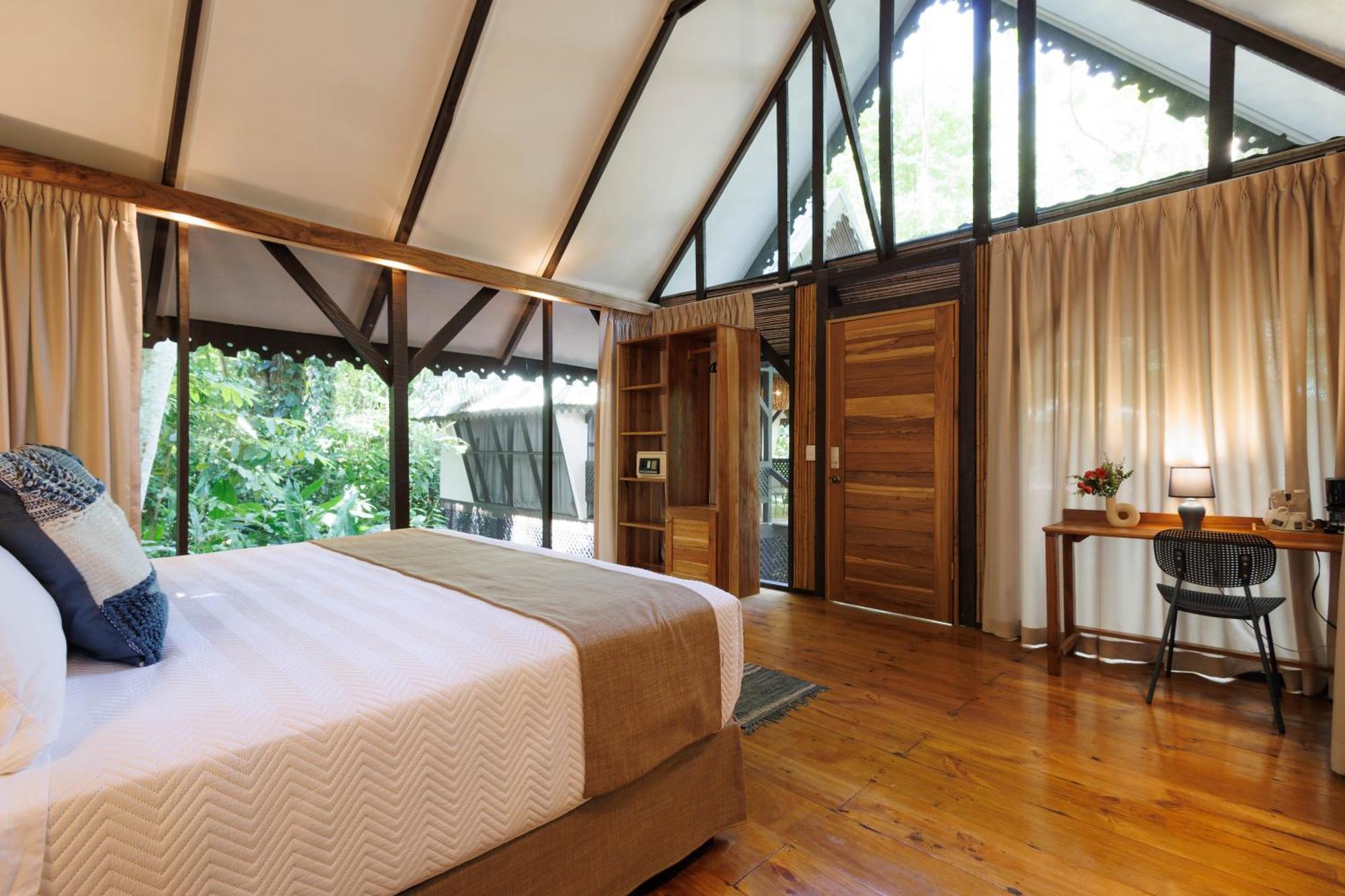 Almonds & Corals Boutique Hotel Puerto Viejo de Talamanca ภายนอก รูปภาพ