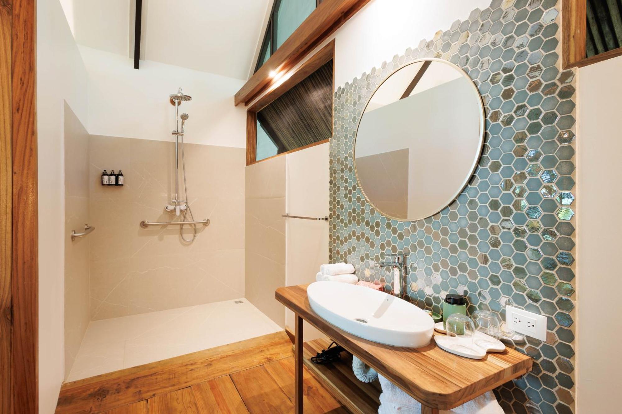 Almonds & Corals Boutique Hotel Puerto Viejo de Talamanca ภายนอก รูปภาพ